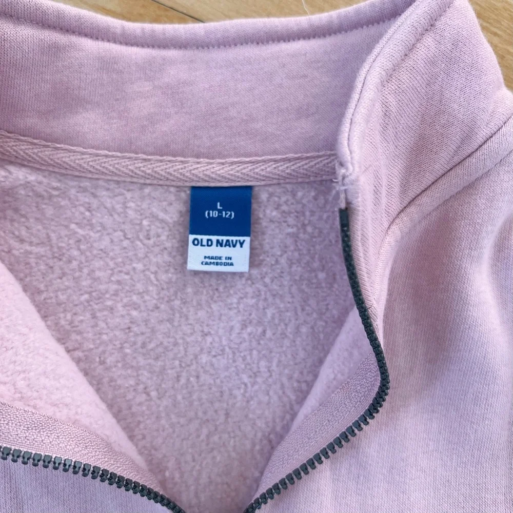 Old Navy Crop Sweatshirt - Size L